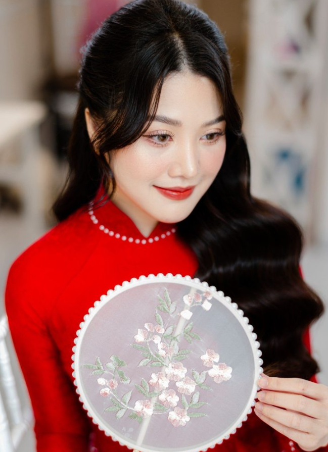 phong cách trang điểm cô dâu lễ ăn hỏi 2023 