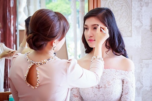 Thuê make up cả ngày 4