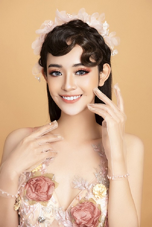 Make Up ăn hỏi đặt ở đâu đẹp các mẹ ơi 4