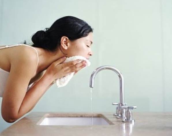 Những thói quen xấu khiến da lão hóa, ngày càng “xuống cấp” trầm trọng
