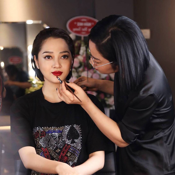 Thu nhập của nghề makeup có cao không