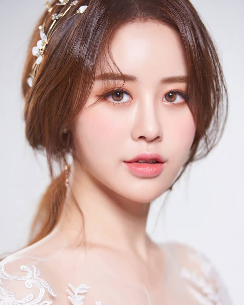 thuê trang điểm dự hội nghị quận đống đa hà nội