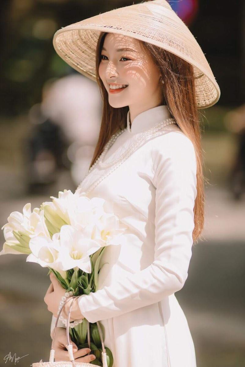Trang điểm chụp ảnh áo dài giá rẻ 
