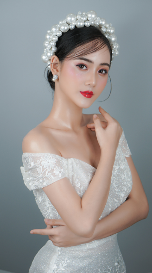 trang điểm cô dâu cổ điển đầy mê hoặc