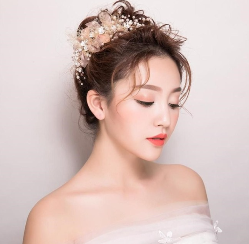 trang điểm cô dâu mặt vuông đẹp