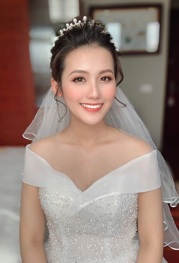 trang điểm cô dâu mặt vuông đẹp