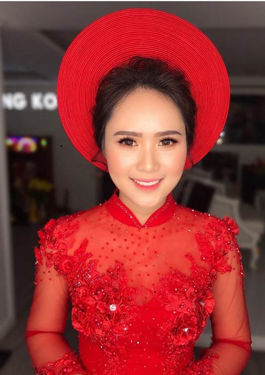 Trang điểm với cô dâu có khuôn mặt dài