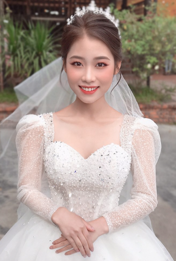 trang điểm cô dâu ở Hà Đông 