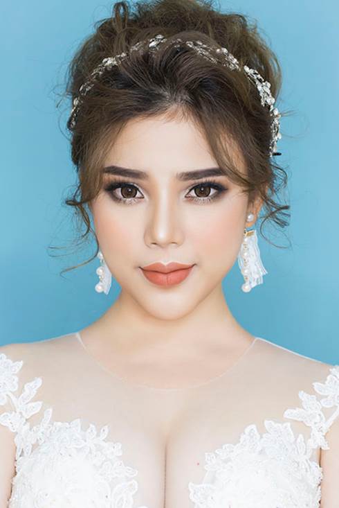 Xinh như “ Mộng” với phong cách trang điểm cô dâu tone cam đất