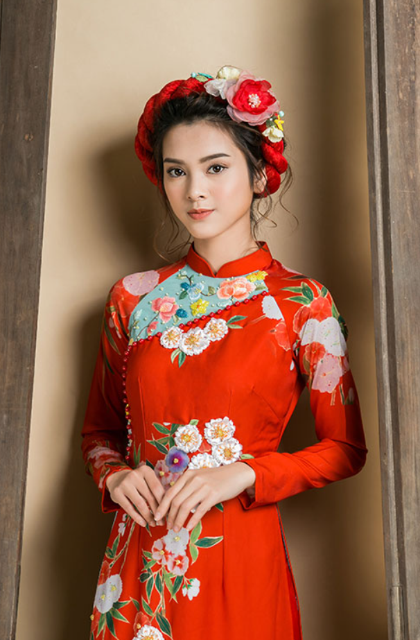 trang điểm cô dâu trọn gói tại Hà Nội 