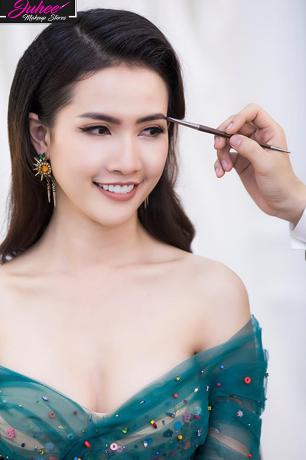 trang điểm dự tiệc tại Đặng Văn Ngữ - Hà Nội 