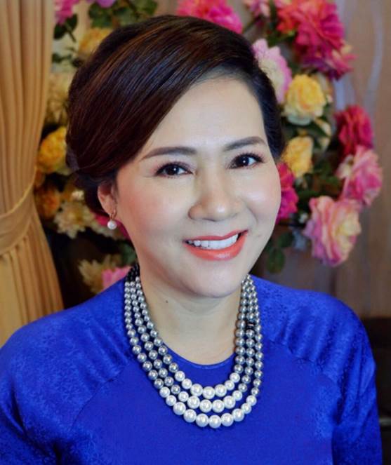 Những lưu ý khi làm tóc và trang điểm khu vực Đình Thôn tại nhà dành cho mẹ cô dâu