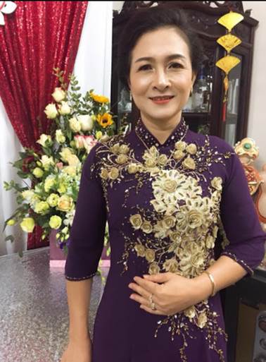 Những lưu ý khi làm tóc và trang điểm khu vực Đình Thôn tại nhà dành cho mẹ cô dâu