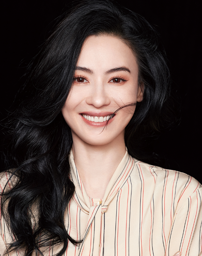trang điểm cho lớp nền đẹp ở tuổi trung niên