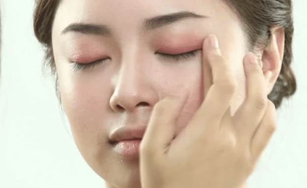 Trang điểm mắt khói Hàn Quốc đơn giản, nhẹ nhàng