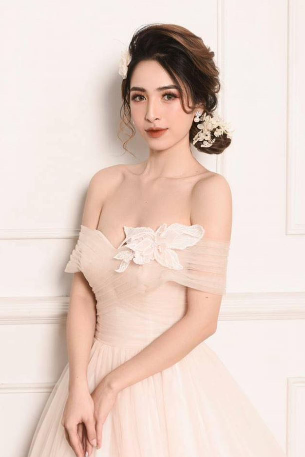 trang điểm tại nhà khu vực Đền Lừ 