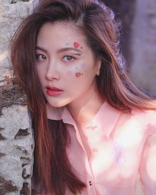 Xu hướng makeup 2022