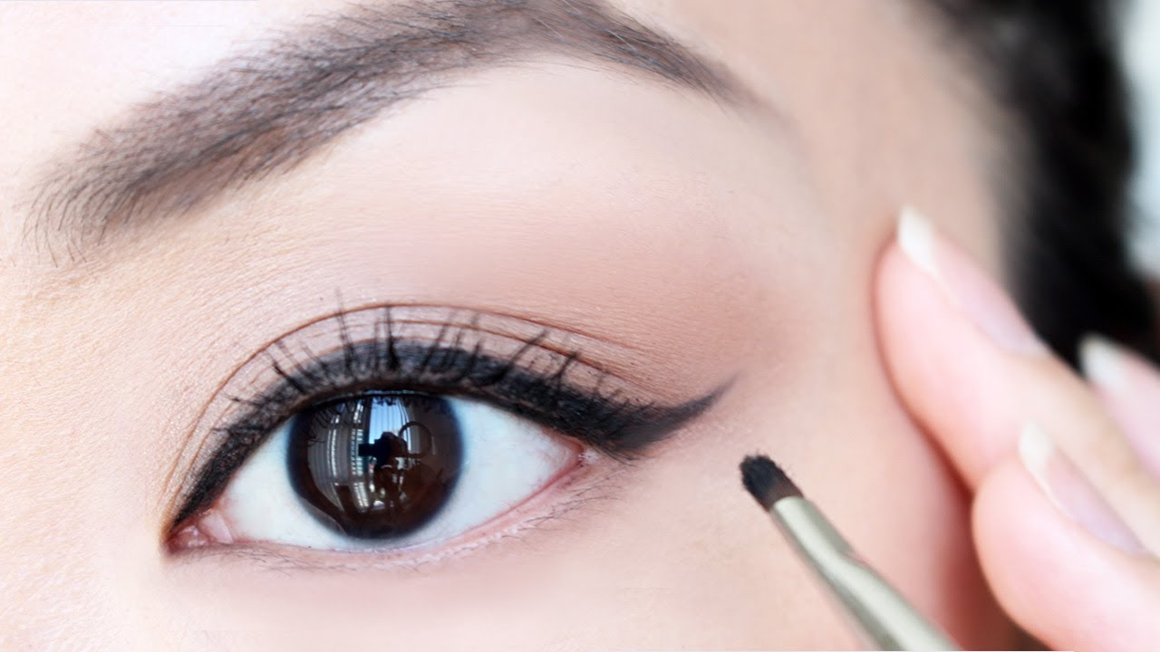 xu hướng makeup gây bão 2022
