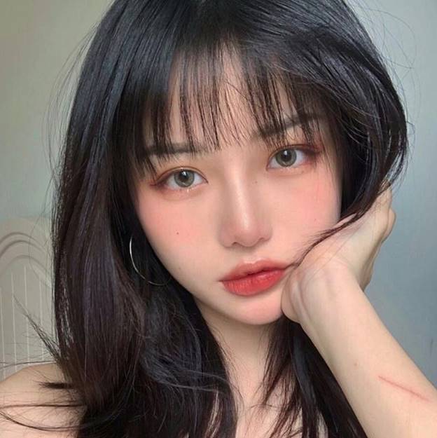 Đánh má hồng bằng son môi