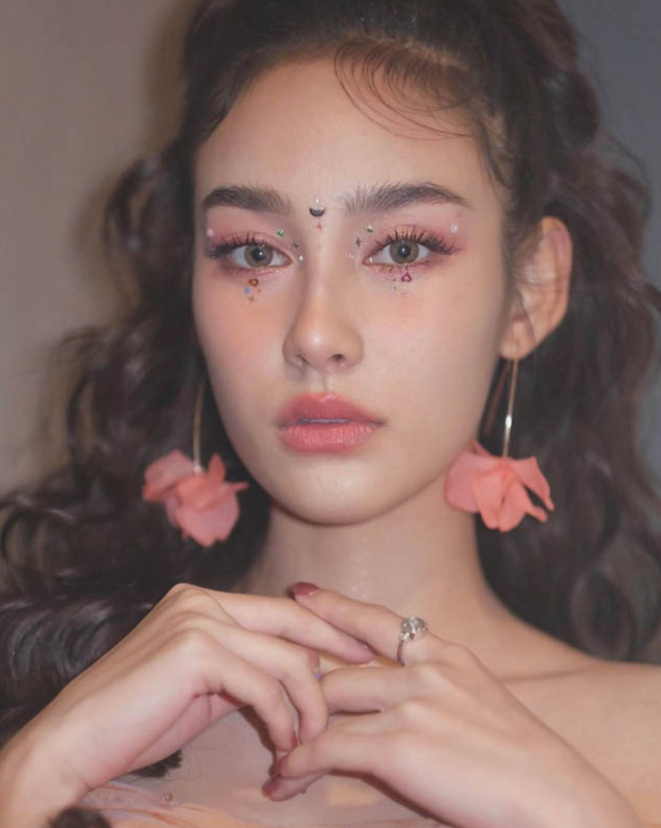 xu hướng trang điểm Tiktok 2023