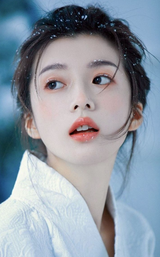 Xu hướng trang điểm tiktok 